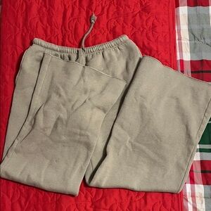 NWOT Wild Fable Women's Moss Green Sweatpants | S